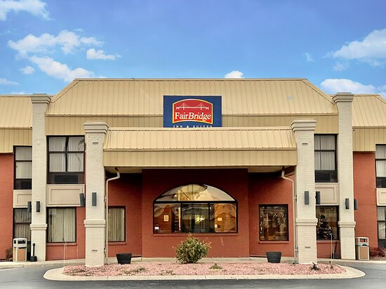 FairBridge Inn & Suites Fort Wayne