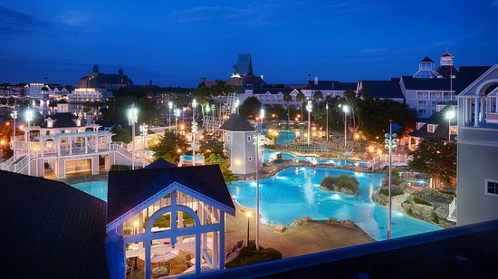 Disney's Yacht Club Resort