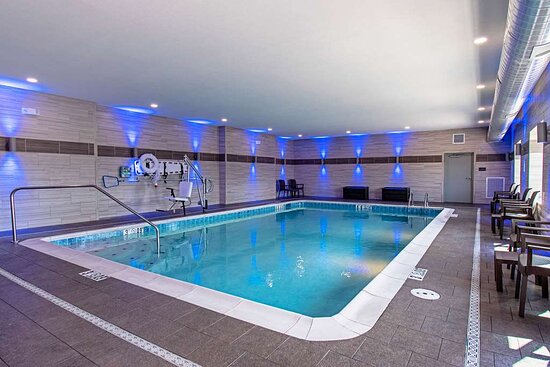 Comfort Suites Grove City - Columbus South