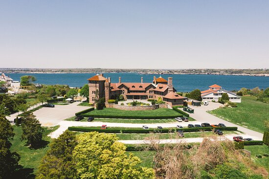 OceanCliff Hotel