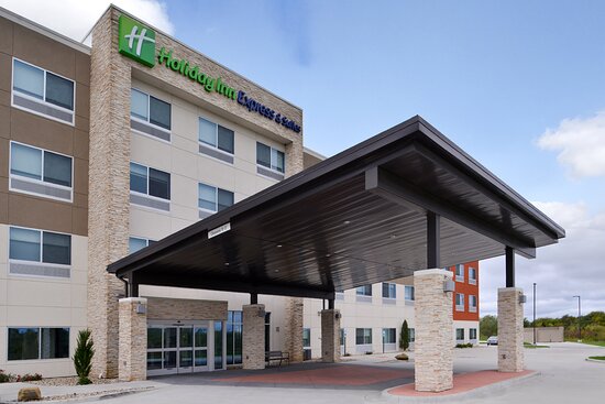 Holiday Inn Express & Suites Lee's Summit - Kansas City By IHG