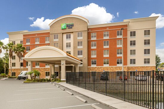 Holiday Inn Express & Suites Largo-clearwater By IHG