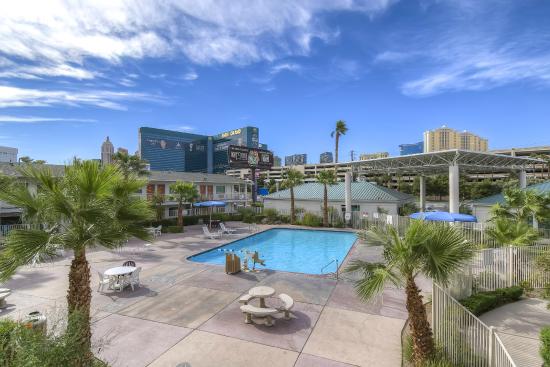 Park Inn by Radisson, Las Vegas Tropicana