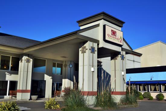 Quinault Sweet Grass Hotel