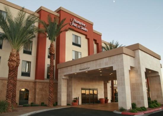 Hampton Inn & Suites Las Vegas South