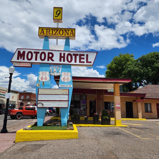Arizona 9 Motor Hotel