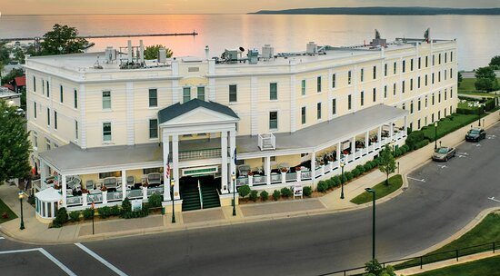The Perry Hotel