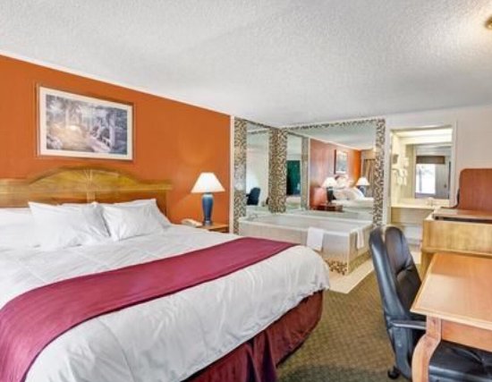 Knights Inn Sterling Heights