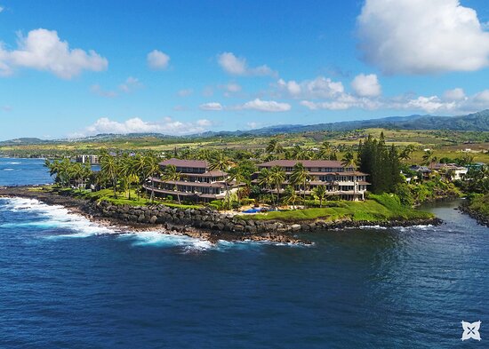 Whalers Cove Oceanfront Resort