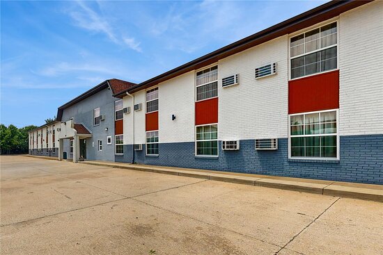 Red Lion Inn & Suites Olathe Kansas City