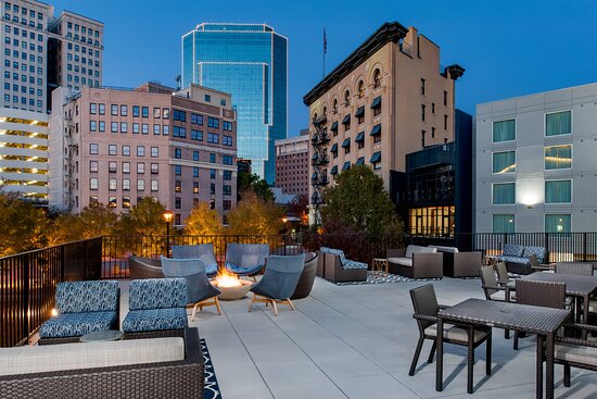 Fairfield by Marriott Inn & Suites Fort Worth Downtown/Convention Center