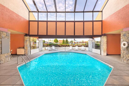 Super 8 by Wyndham Vandalia/Dayton International Airport