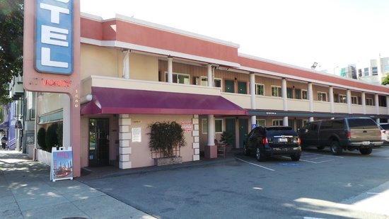 Town House Motel