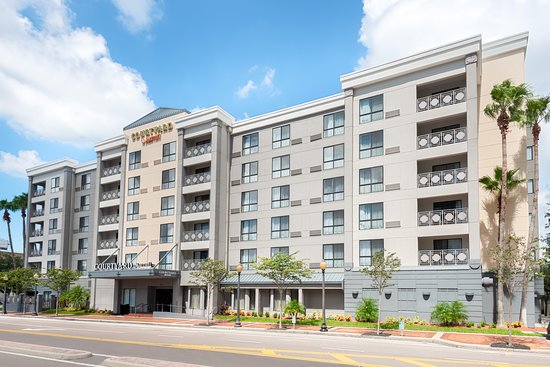 Courtyard by Marriott Tampa Downtown