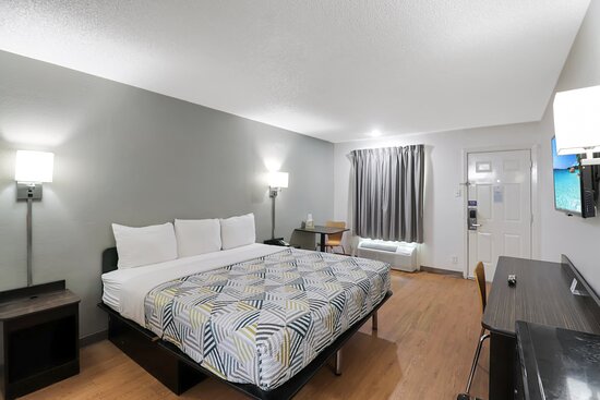 Motel 6 Bryan, TX - University Area