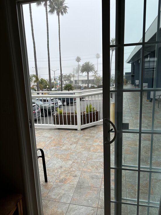 Seaside Inn & Suites
