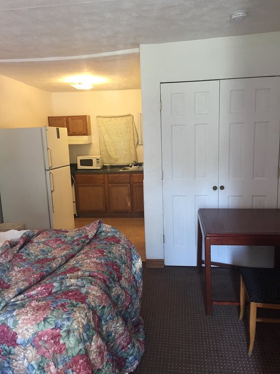 Pioneer Motel