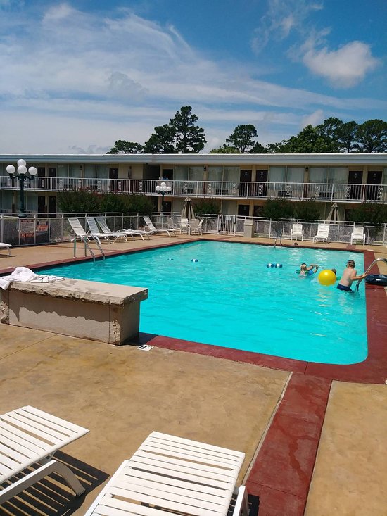 Eureka Inn