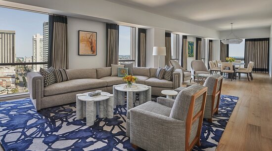 Four Seasons Hotel New Orleans