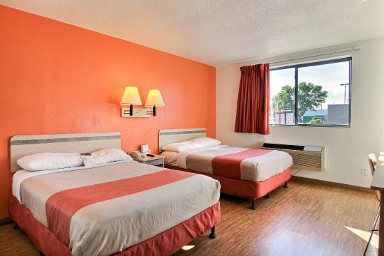 Motel 6 Fargo North