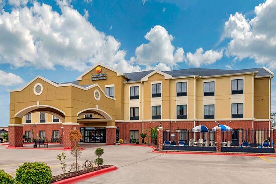 Comfort Inn & Suites Port Arthur - Port Neches
