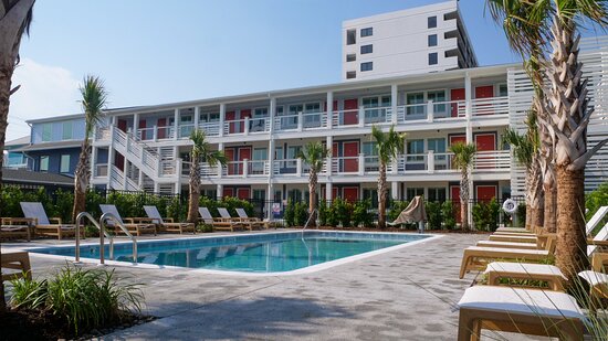Oceaneer Hotel