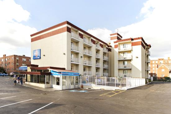 Motel 6 Washington, DC