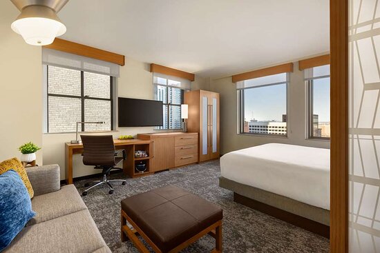 Hyatt Place Houston / Downtown