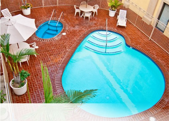Days Inn by Wyndham West Covina