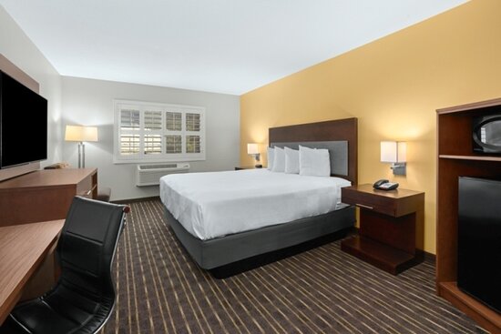 Hotel Aura