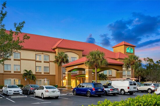 La Quinta Inn and Suites Fort Myers I-75