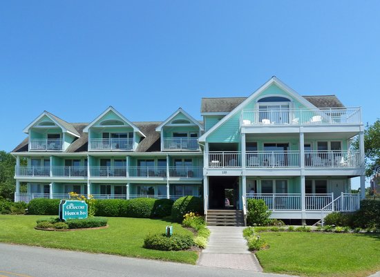 The Ocracoke Harbor Inn
