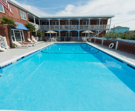 Colonial Inn