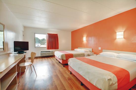Motel 6 Providence East