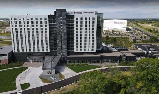 Omni Viking Lakes Hotel