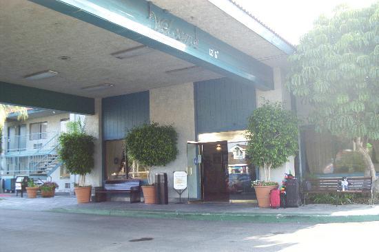 The Katella Palms Hotel at Disneyland Resort