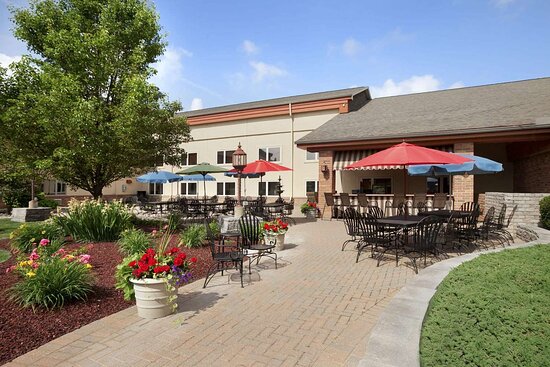 Ramada by Wyndham Hotel & Suites Saginaw