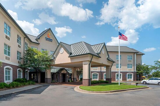 Comfort Inn & Suites Mobile Near Eastern Shore Centre