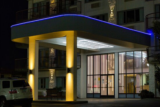 Park Tower Inn Pigeon Forge