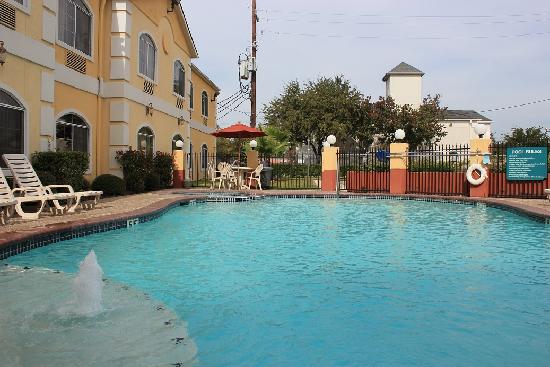 Quality Suites Houston North - Spring