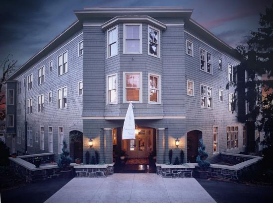Princess Anne Hotel