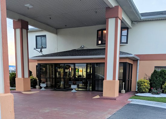Quality Roof Inn Montgomery