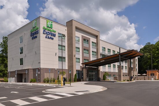 Holiday Inn Express & Suites Charlotte - Ballantyne By IHG
