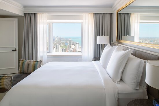 Four Seasons Hotel Chicago