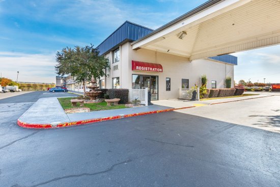 Baymont By Wyndham Rock Hill