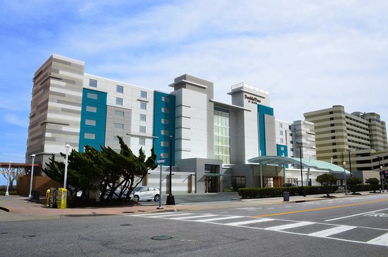 DoubleTree by Hilton Virginia Beach Oceanfront South