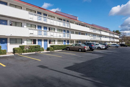 Motel 6 Birmingham