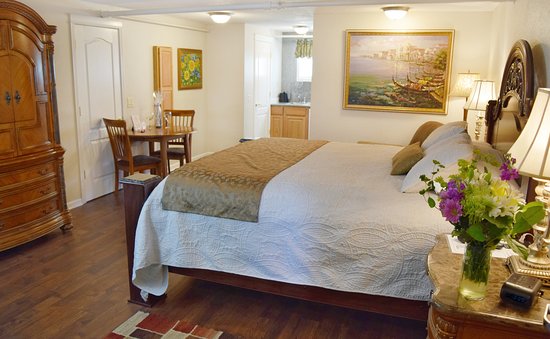 Silverton Inn and Suites