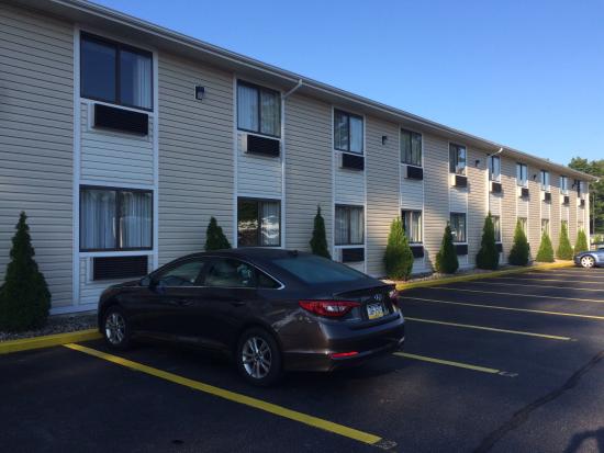 Super 8 by Wyndham Sanford Kennebunkport Area