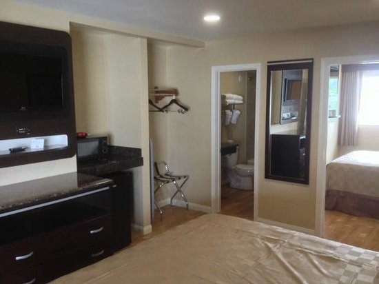Rodeway Inn & Suites Chula Vista